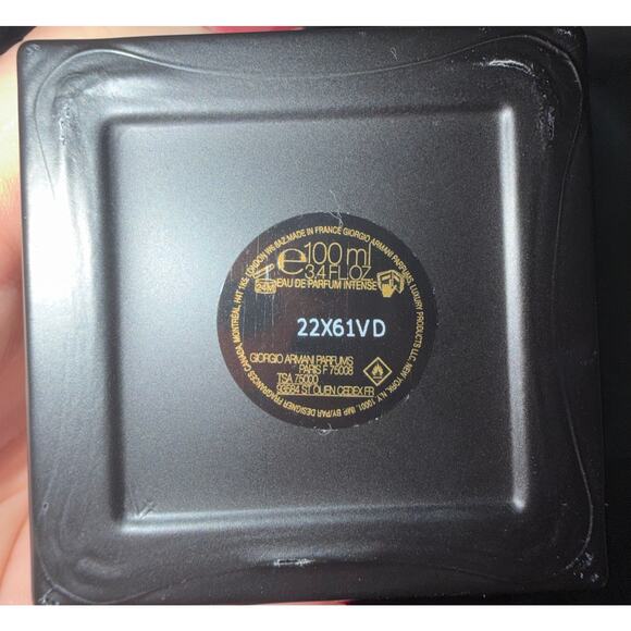 New without box Armani Prive Oud Royal 3.4oz/100ml - Picture 3 of 3